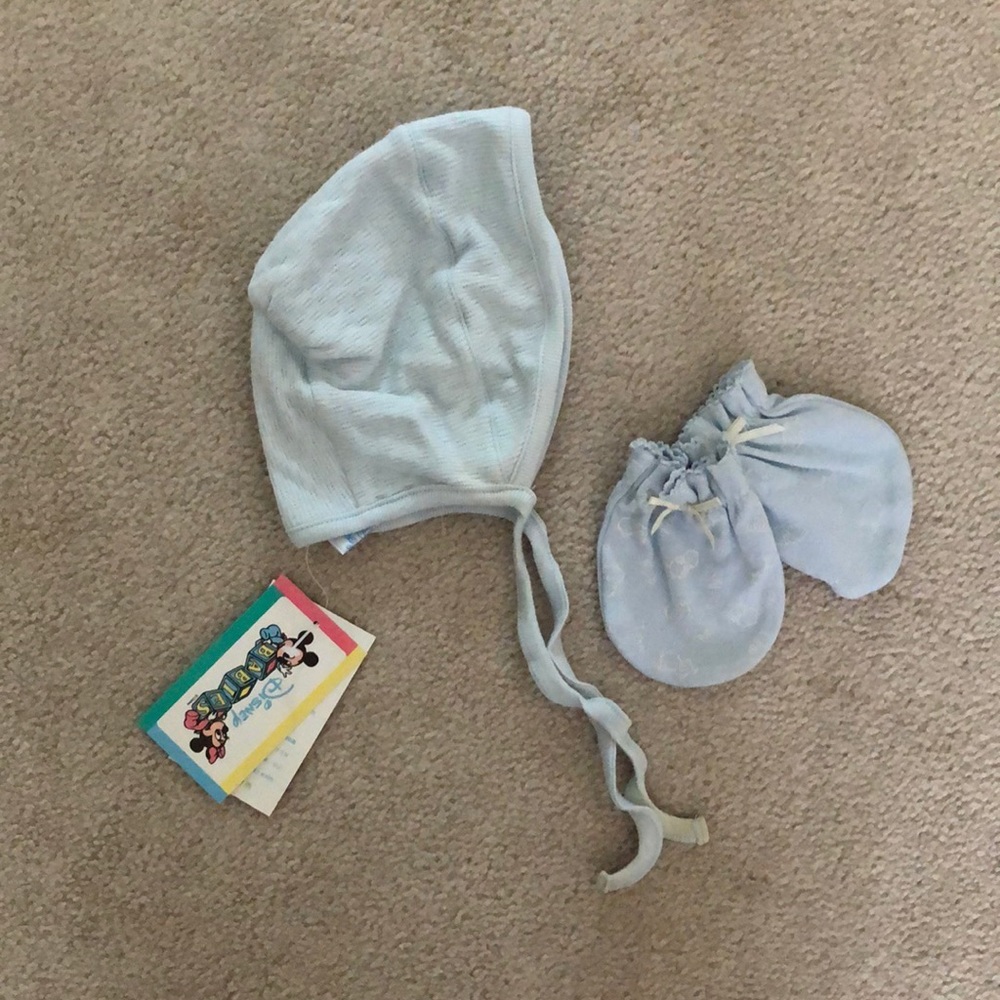 Disney Baby Cap & Mittens